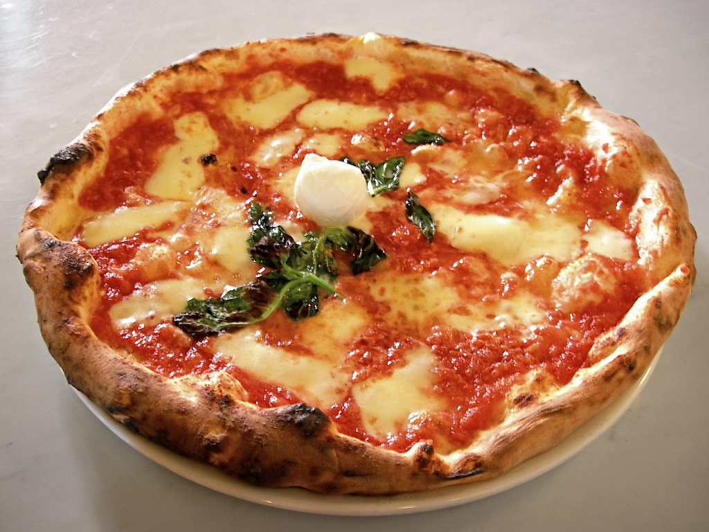cara membuat adonan pizza yang empuk