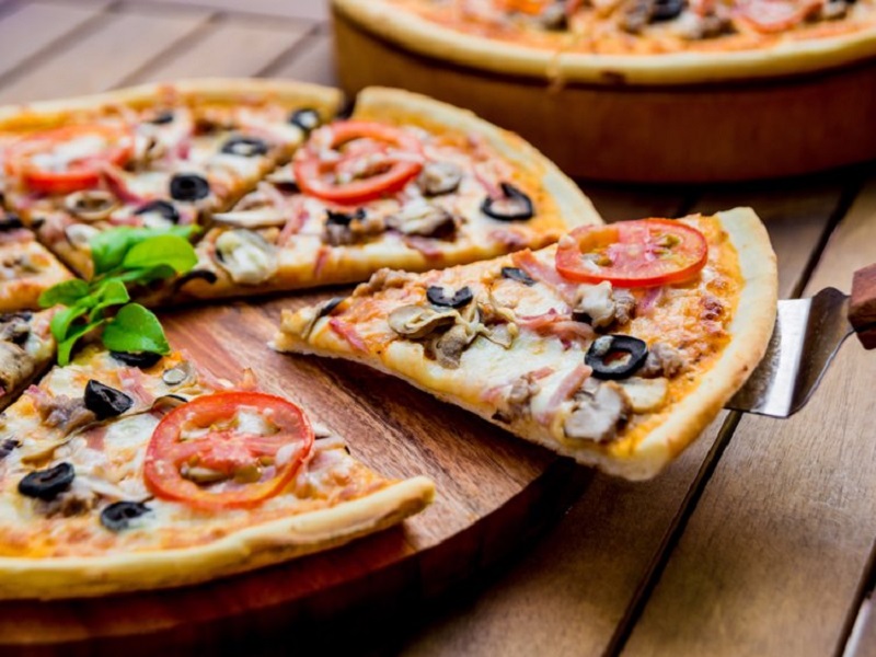 cara membuat adonan pizza yang empuk