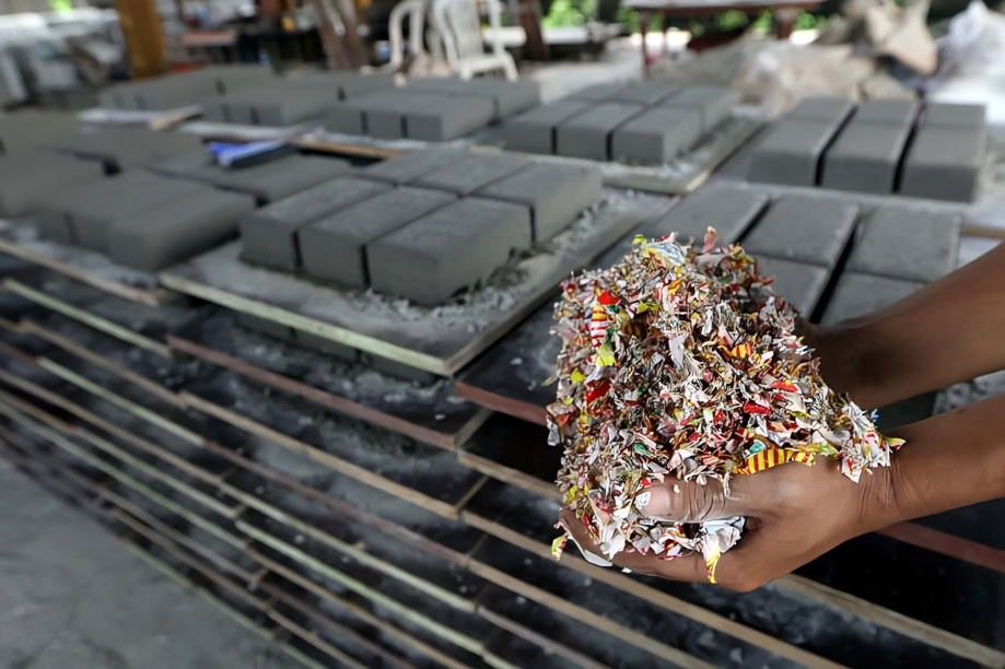 Teknik Pembuatan Produk dari Sampah Botol