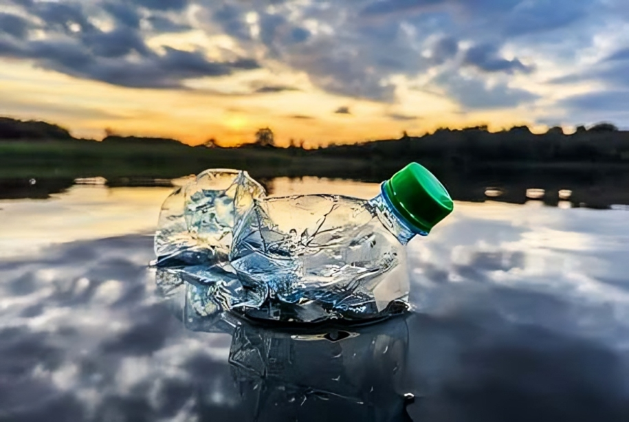 Manfaat Daur Ulang Botol Plastik Bekas