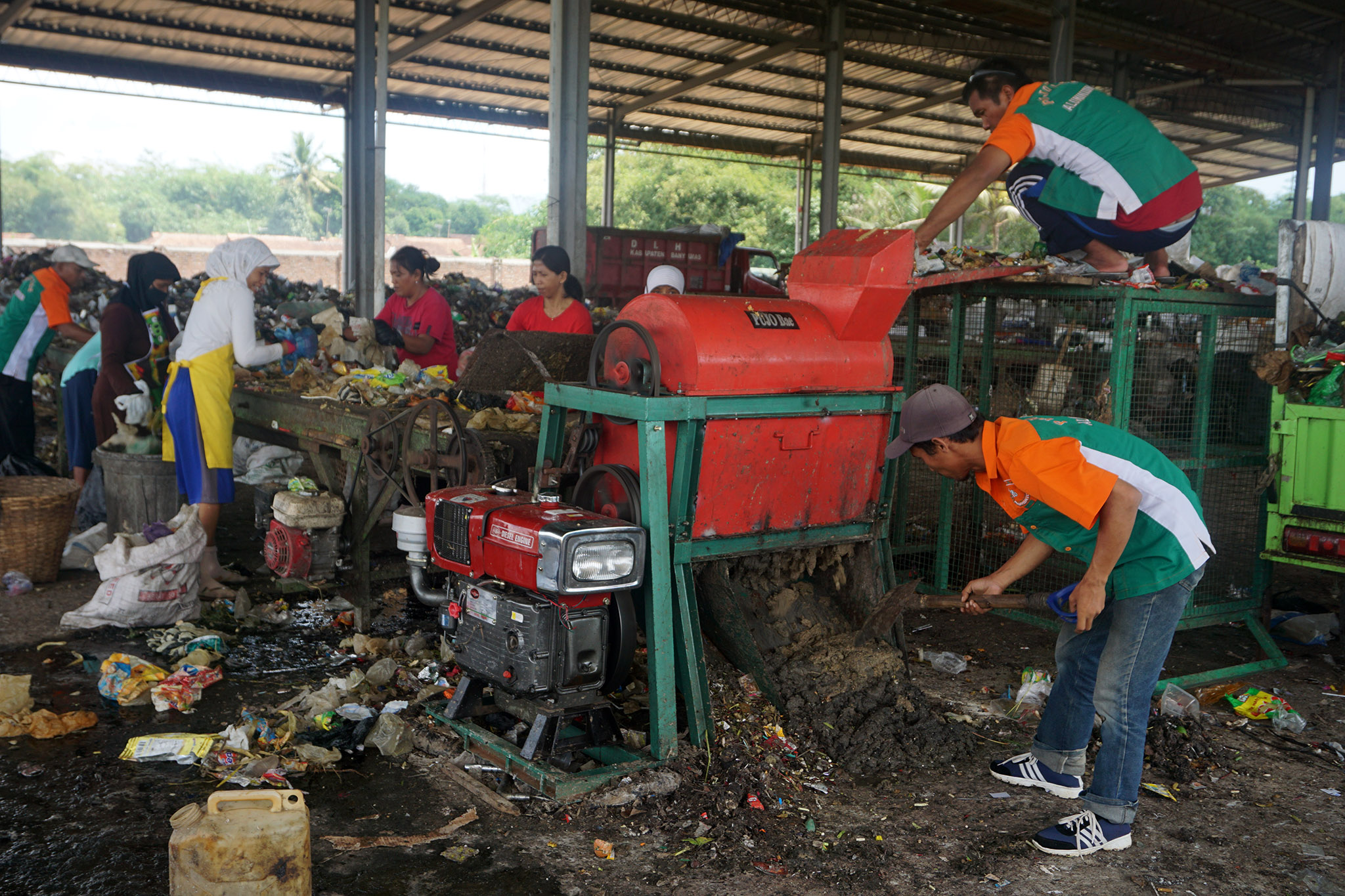 Keuntungan Mencacah Sampah Organik Bagi Lingkungan