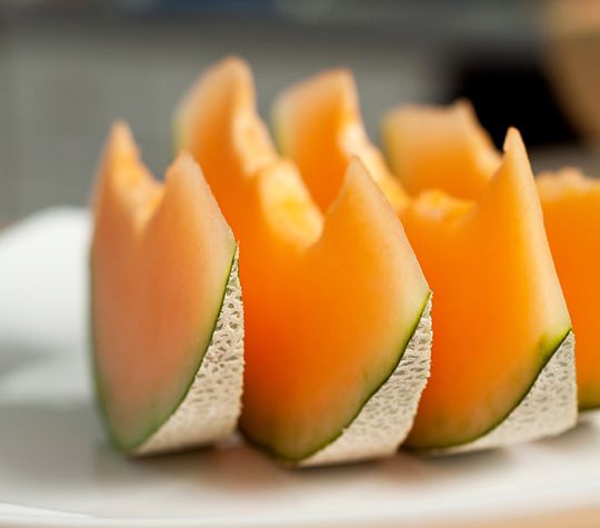 strategi pengembangan usaha keripik melon