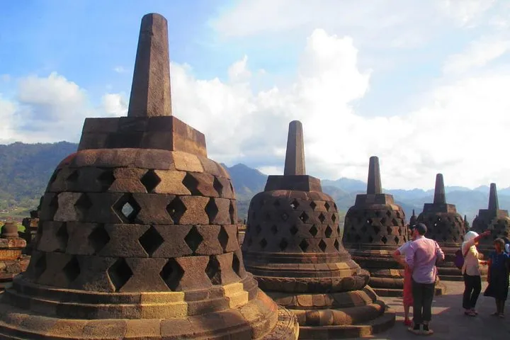 Borobudur Sunrise Tour Package: Experience the Temple at Golden Hour